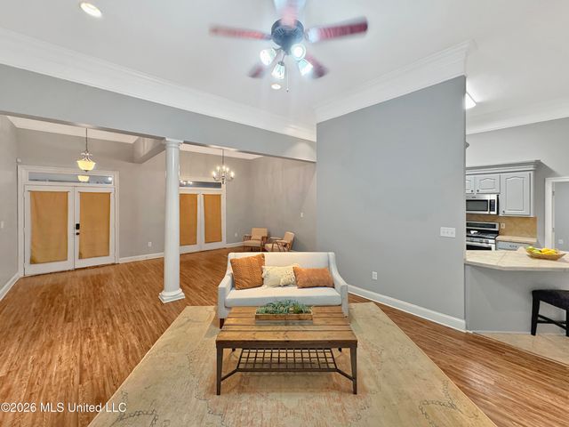 423 Old Town Circle, Brandon, MS 39042