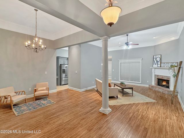 423 Old Town Circle, Brandon, MS 39042