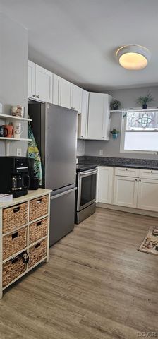 1400 Lakeview Drive, Tipton, MI 49287