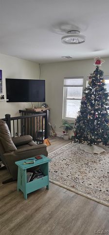 1400 Lakeview Drive, Tipton, MI 49287