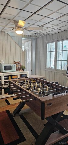 1400 Lakeview Drive, Tipton, MI 49287