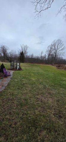 1400 Lakeview Drive, Tipton, MI 49287