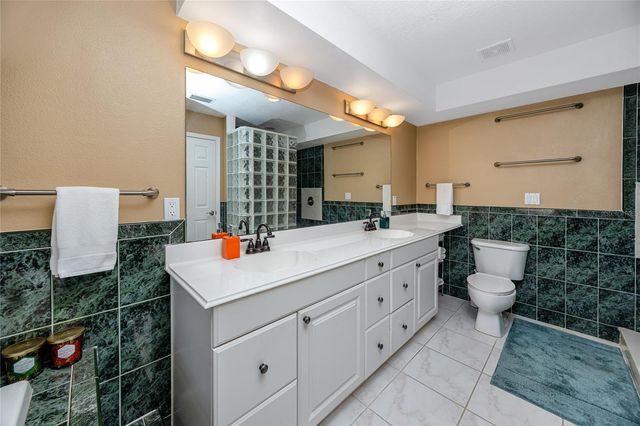 405 8TH AVENUE N, Tierra Verde, FL 33715