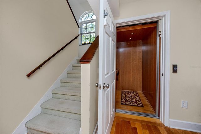 405 8TH AVENUE N, Tierra Verde, FL 33715