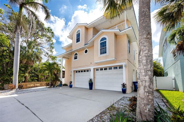 405 8TH AVENUE N, Tierra Verde, FL 33715