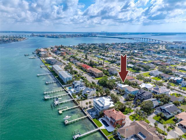 405 8TH AVENUE N, Tierra Verde, FL 33715