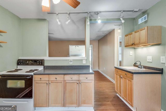 134 Lablanc Way NW, Atlanta, GA 30327