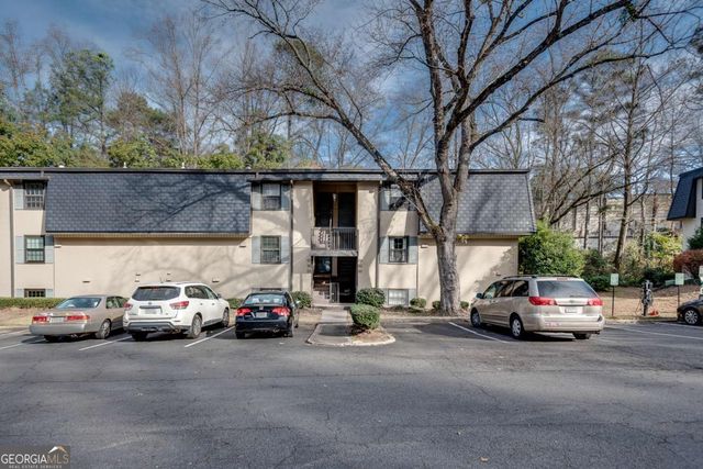 134 Lablanc Way NW, Atlanta, GA 30327