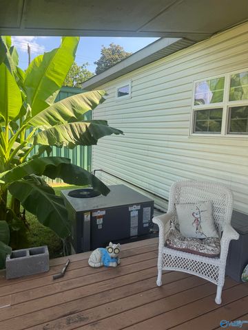 1403 SE 7th Avenue SE, Decatur, AL 35601