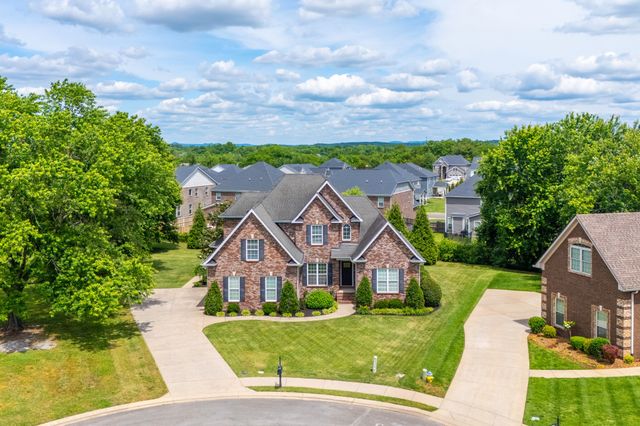 753 Kitty Ct, Murfreesboro, TN 37130
