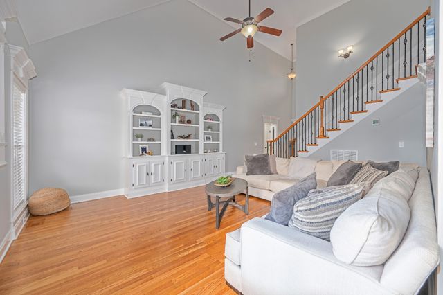 753 Kitty Ct, Murfreesboro, TN 37130