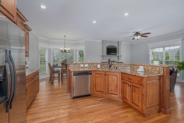 753 Kitty Ct, Murfreesboro, TN 37130