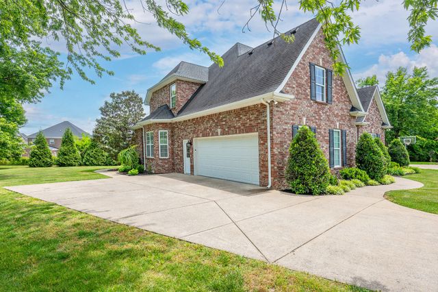 753 Kitty Ct, Murfreesboro, TN 37130
