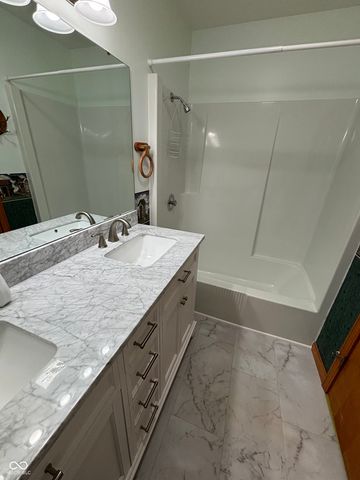 408 Sherwood Drive, Covington, IN 47932