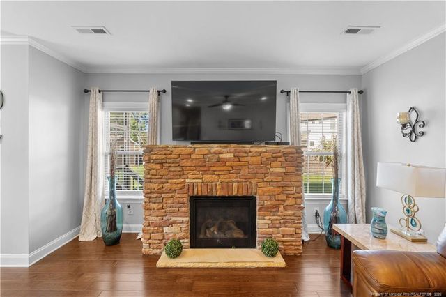 2521 Thorngrove Court, Fayetteville, NC 28303