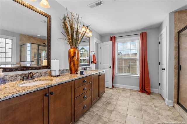 2521 Thorngrove Court, Fayetteville, NC 28303
