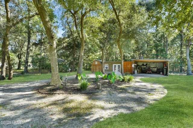 13 Arbor Lane, St. Helena Island, SC 29920