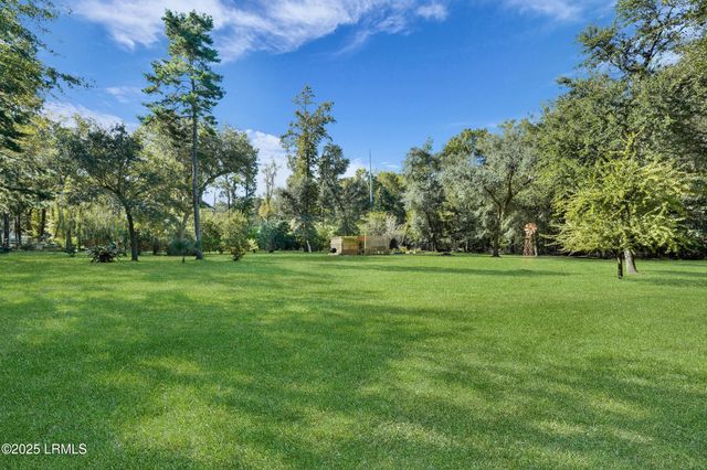 13 Arbor Lane, St. Helena Island, SC 29920