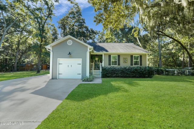 13 Arbor Lane, St. Helena Island, SC 29920