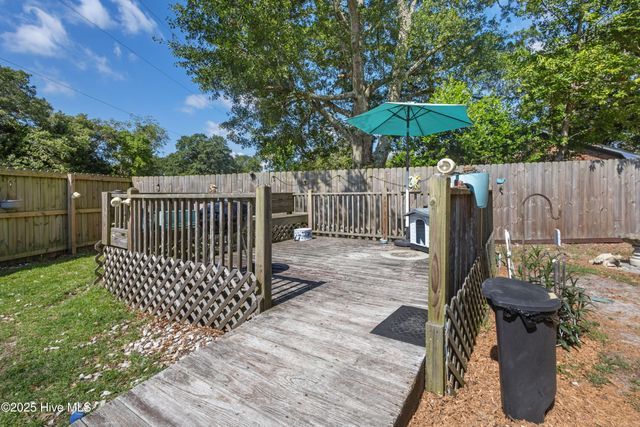 302 Richelieu Road, Wilmington, NC 28412