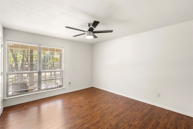 512 Post Oak Drive, Newark, TX 76071