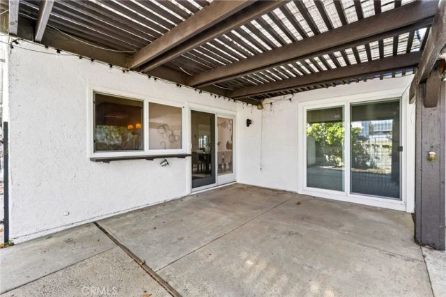 8661 Brookside Drive, Huntington Beach, CA 92646