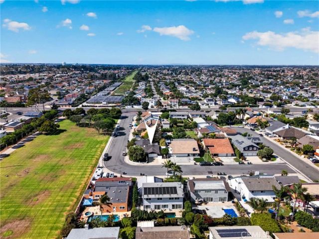 8661 Brookside Drive, Huntington Beach, CA 92646
