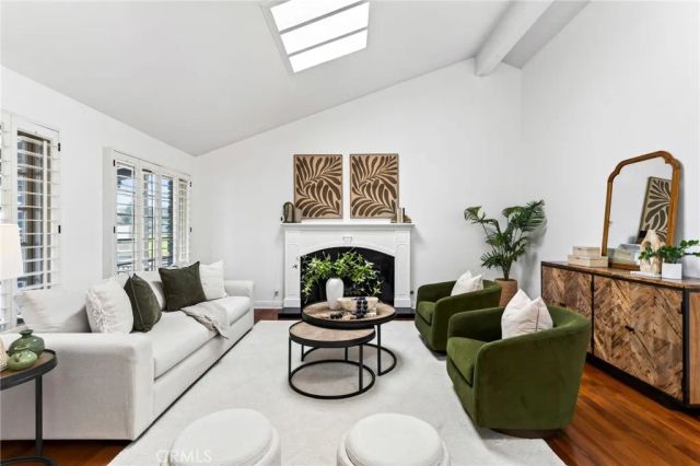 8661 Brookside Drive, Huntington Beach, CA 92646