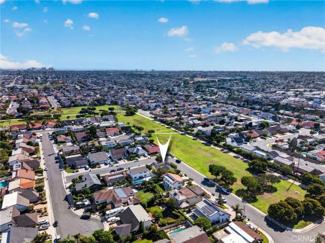 8661 Brookside Drive, Huntington Beach, CA 92646