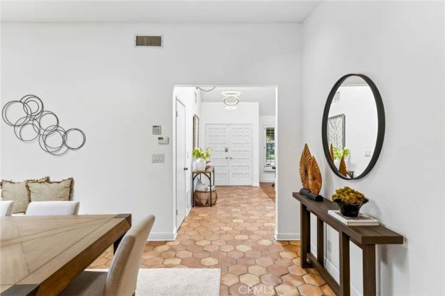 8661 Brookside Drive, Huntington Beach, CA 92646