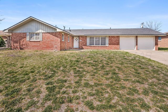 2115 N Chestnut Drive, Pampa, TX 79065