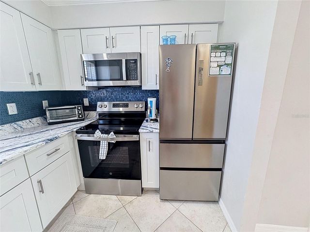 120 52ND STREET, Holmes Beach, FL 34217