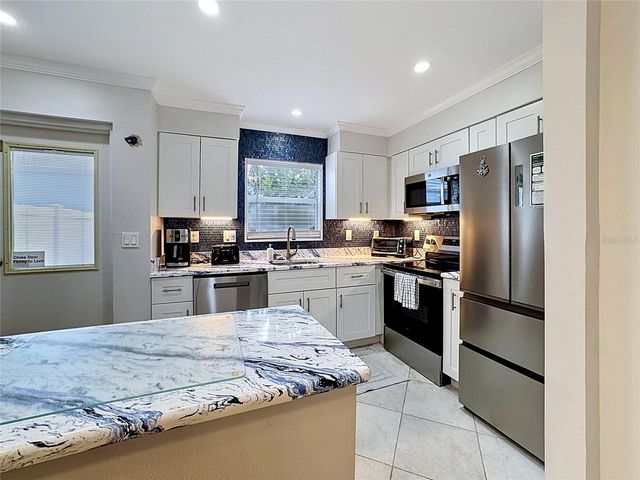 120 52ND STREET, Holmes Beach, FL 34217