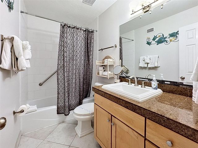 120 52ND STREET, Holmes Beach, FL 34217