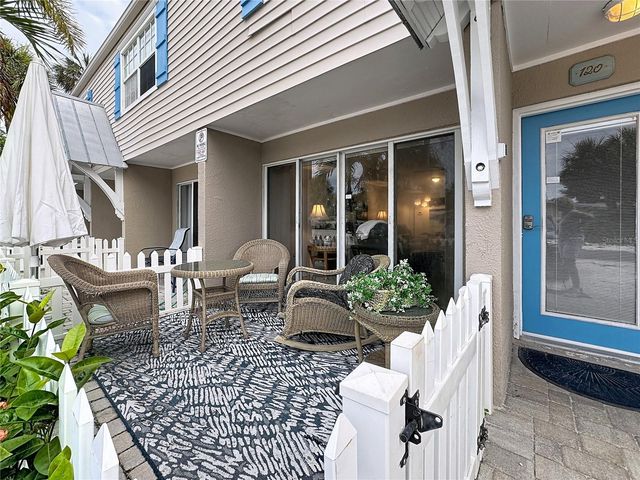 120 52ND STREET, Holmes Beach, FL 34217