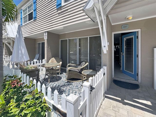120 52ND STREET, Holmes Beach, FL 34217