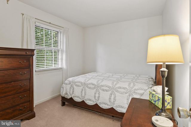 4301 GREENBERRY LN, Annandale, VA 22003