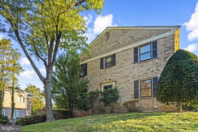 4301 GREENBERRY LN, Annandale, VA 22003