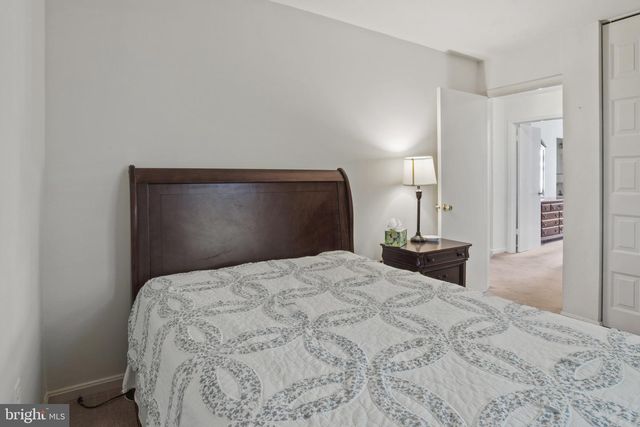 4301 GREENBERRY LN, Annandale, VA 22003