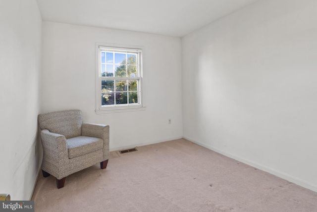 4301 GREENBERRY LN, Annandale, VA 22003