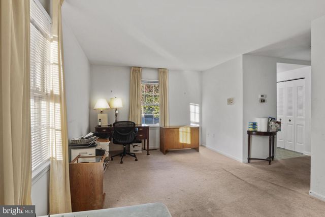 4301 GREENBERRY LN, Annandale, VA 22003