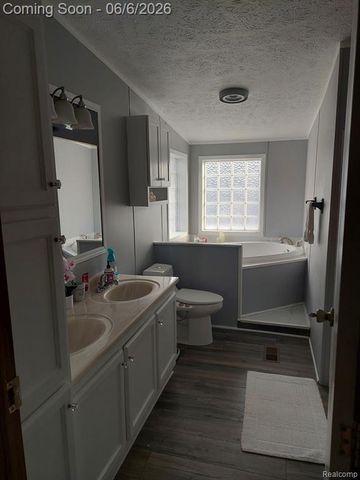 167 Laurel Leah, Oxford, MI 48462