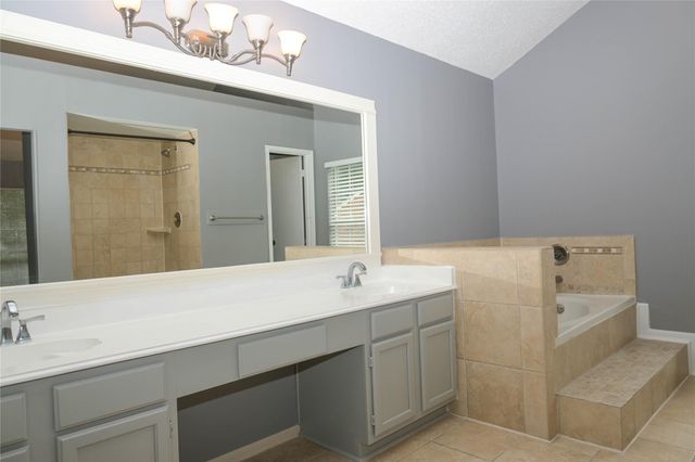 2607 Woodstream Boulevard, Sugar Land, TX 77479