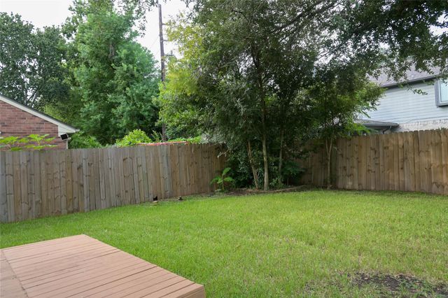 2607 Woodstream Boulevard, Sugar Land, TX 77479