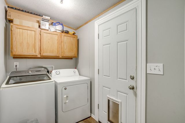 3950 South Drive, Burleson, TX 76028