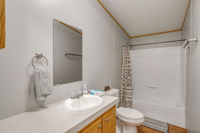 3950 South Drive, Burleson, TX 76028