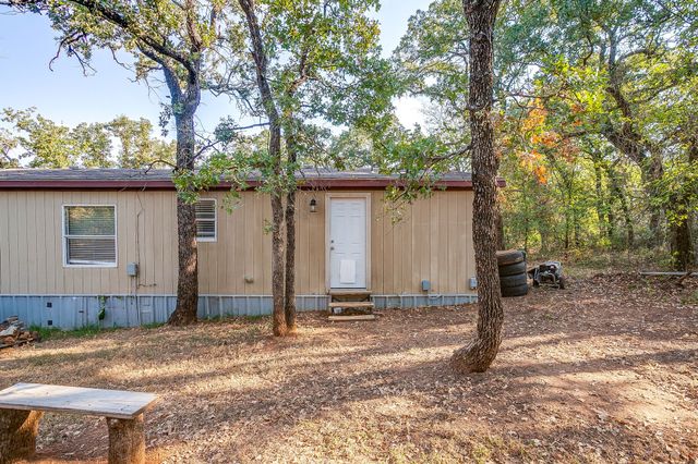 3950 South Drive, Burleson, TX 76028
