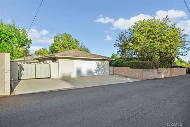 1471 N 1st, Upland, CA 91786
