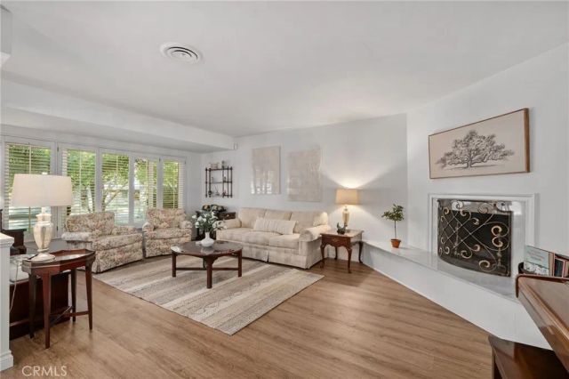 1471 N 1st, Upland, CA 91786