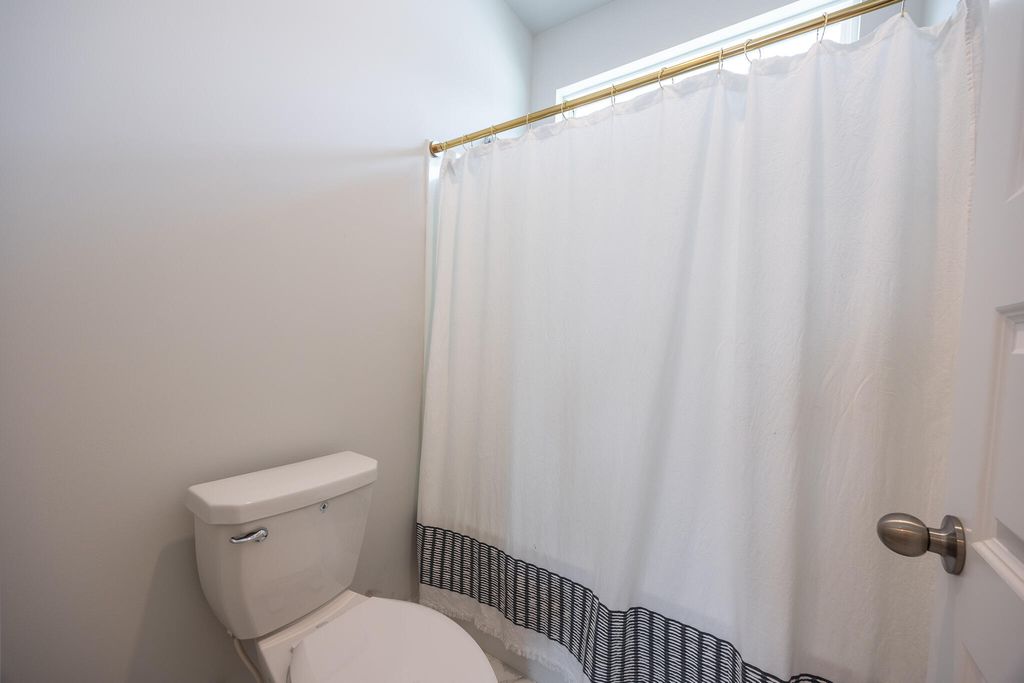 Image 32 of property listing at 105 River Wind Way, Summerville, SC 29485